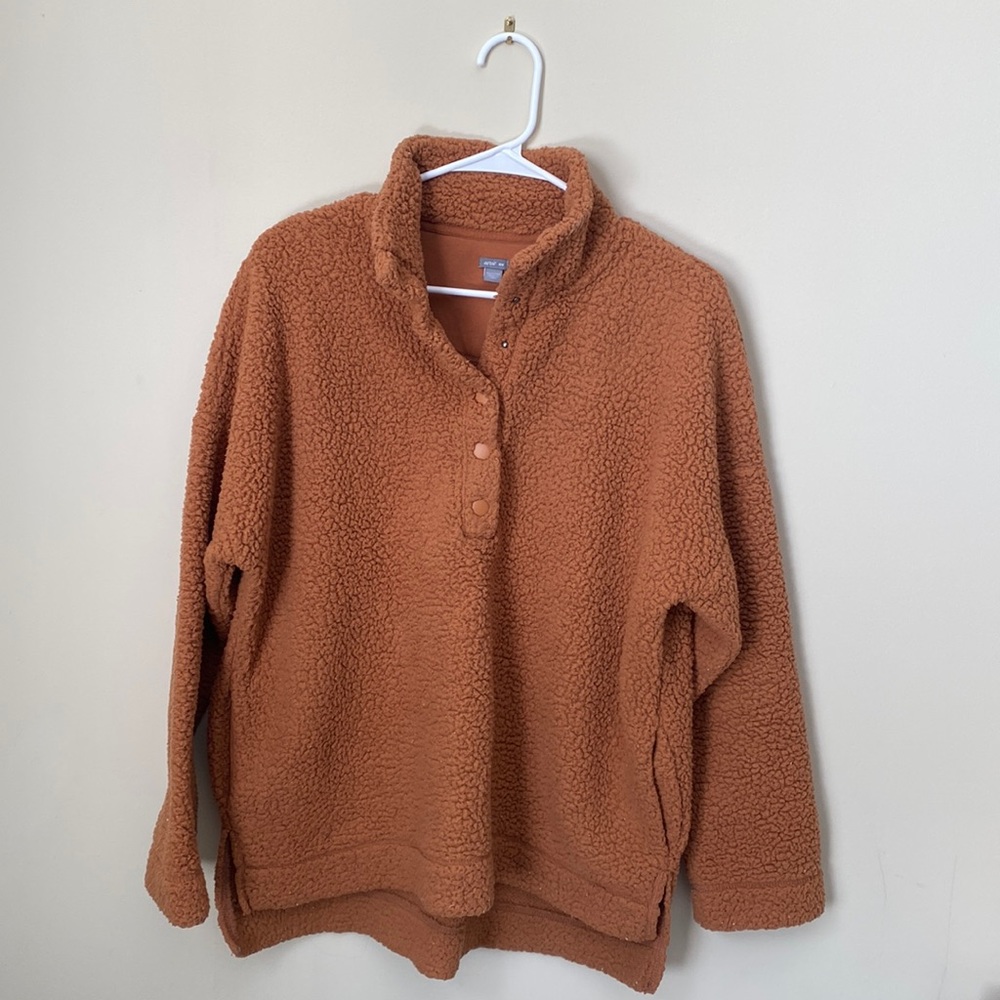 Aerie orange pullover medium